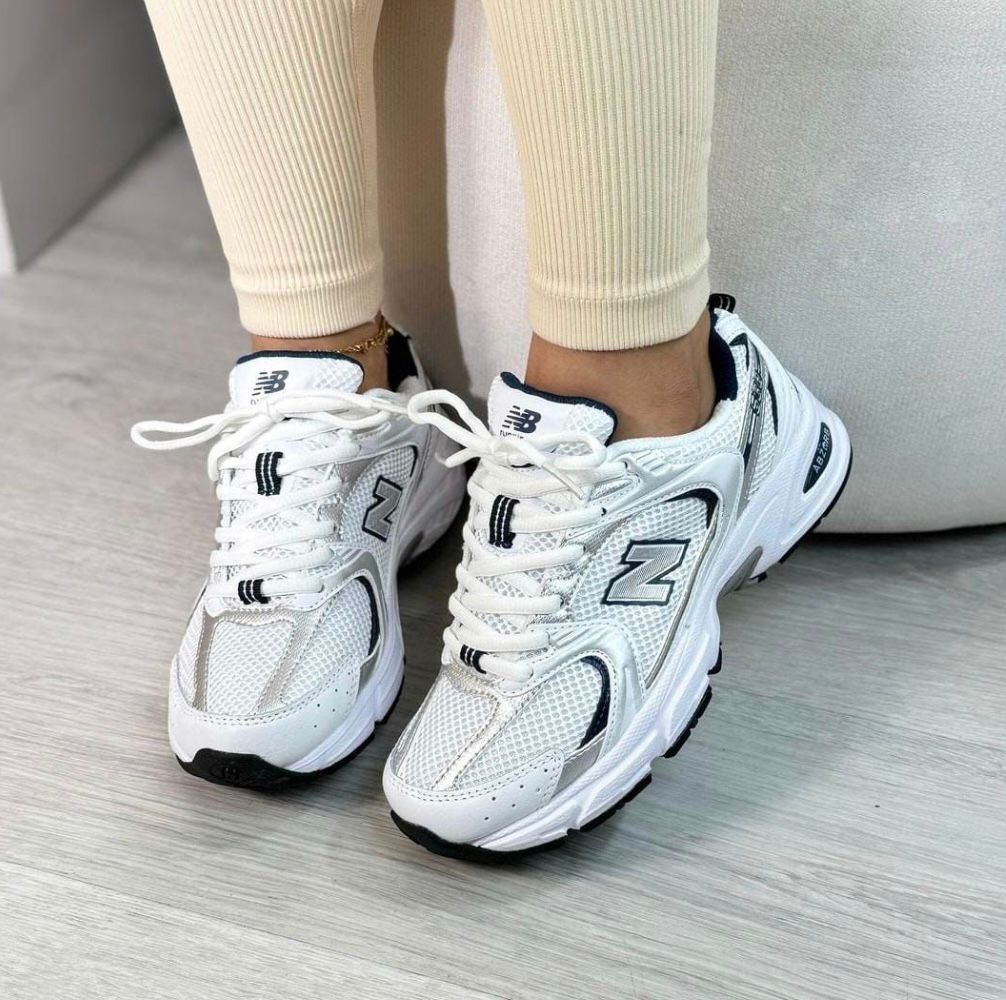 NEW BALANCE — Ultra Comfort Sneakers